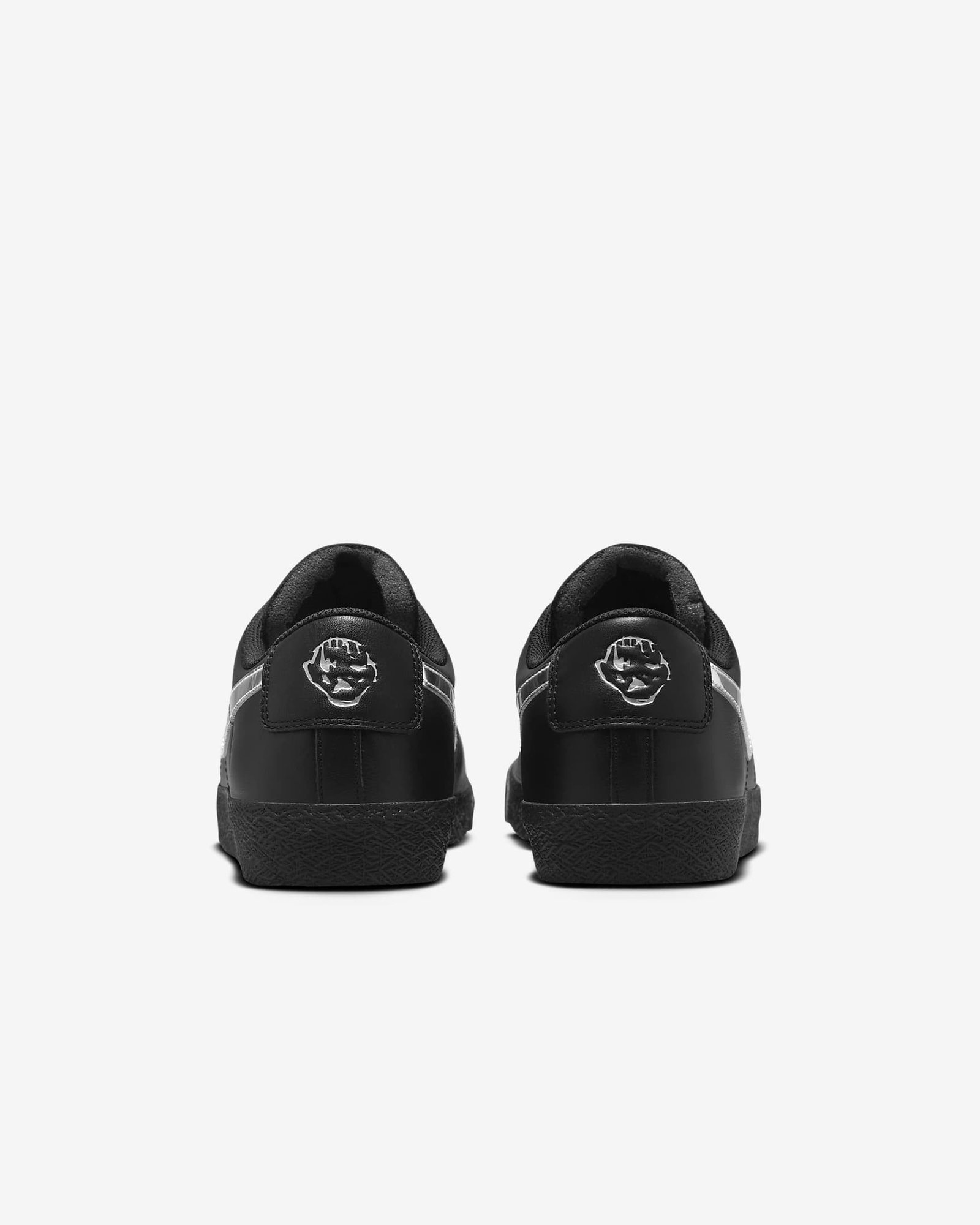 Nike SB Zoom Blazer Low x Dancer Skateboards