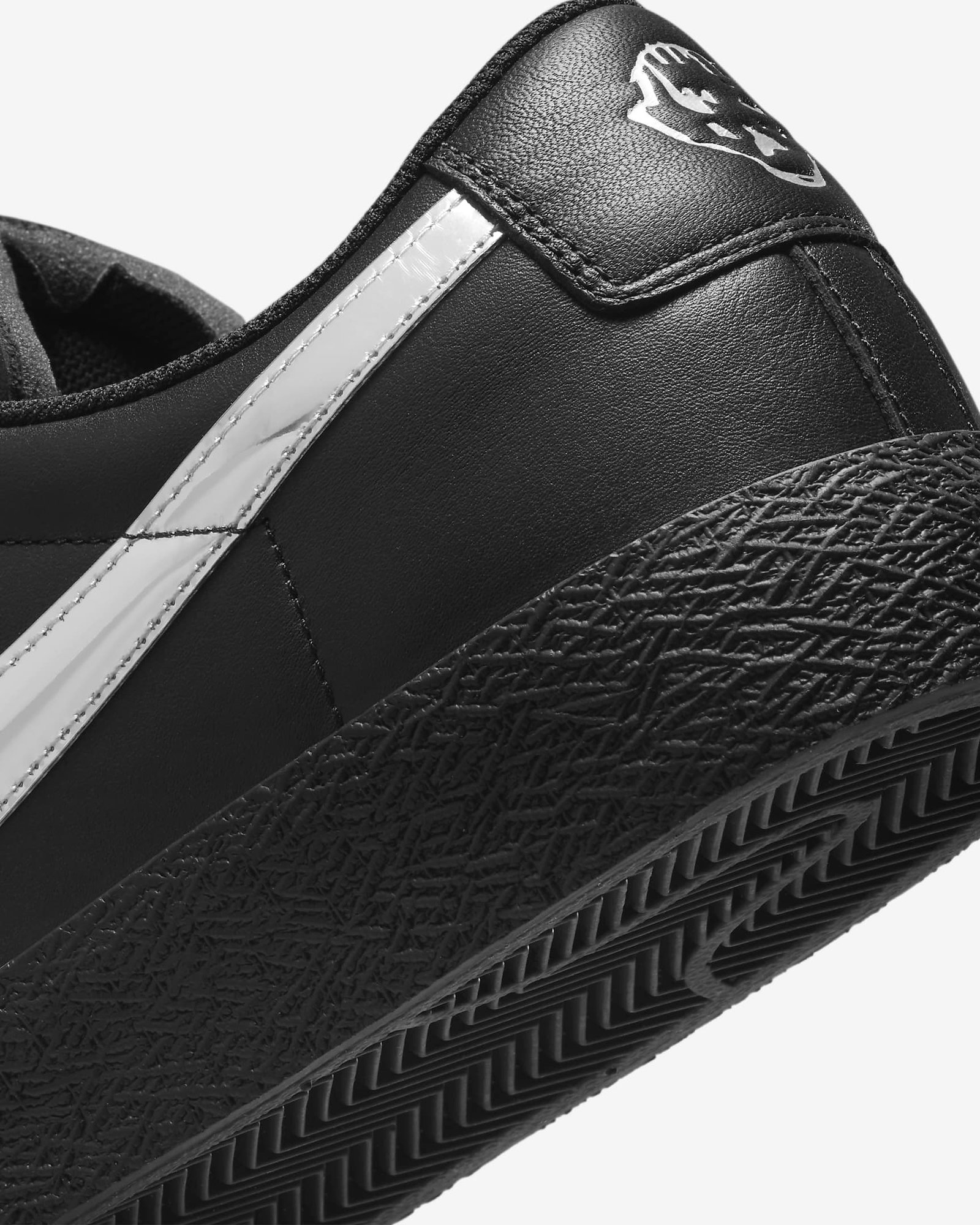 Nike SB Zoom Blazer Low x Dancer Skateboards